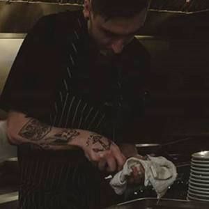 Meet your Posher, Colin